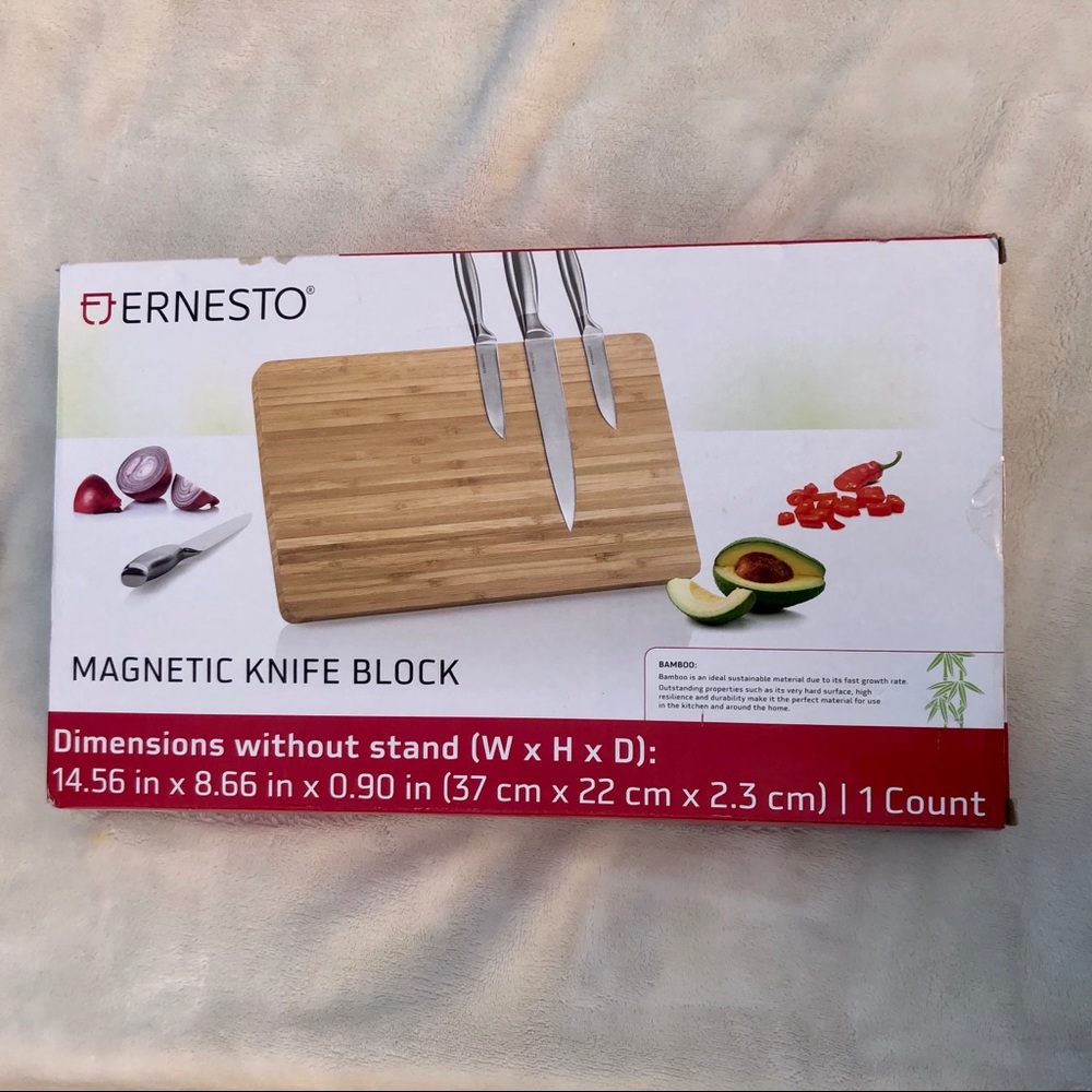 Charcuterie Board Bamboo Magnetic Wood Block New in box!